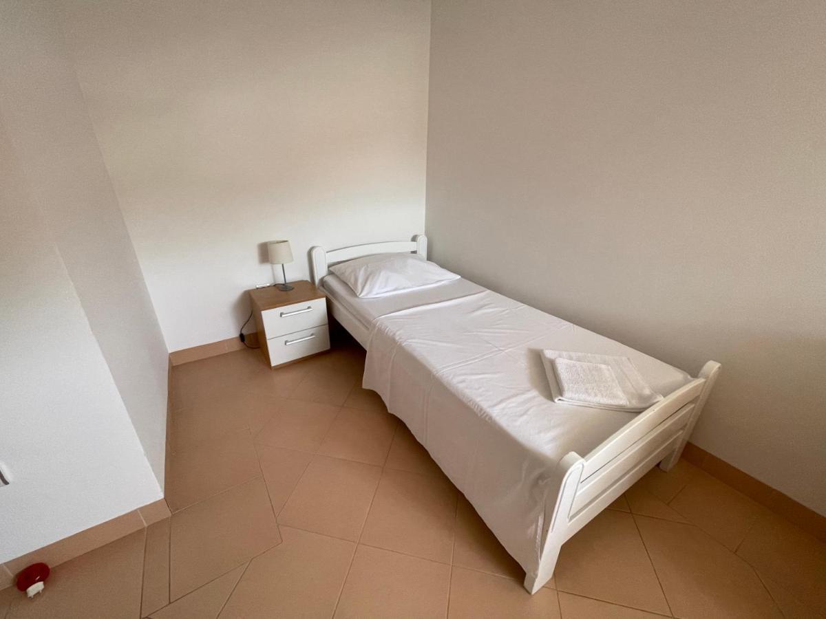 Apartments Andrea Stara Novalja Zewnętrze zdjęcie