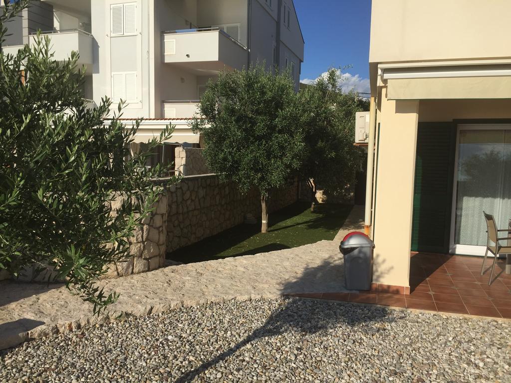 Apartments Andrea Stara Novalja Pokój zdjęcie